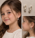 Aros Argolla Plateada con Dije Corazón Niña
